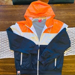Puma Activewear Multicolor Windbreaker. Navy, White and Orange. Men’s size XL
